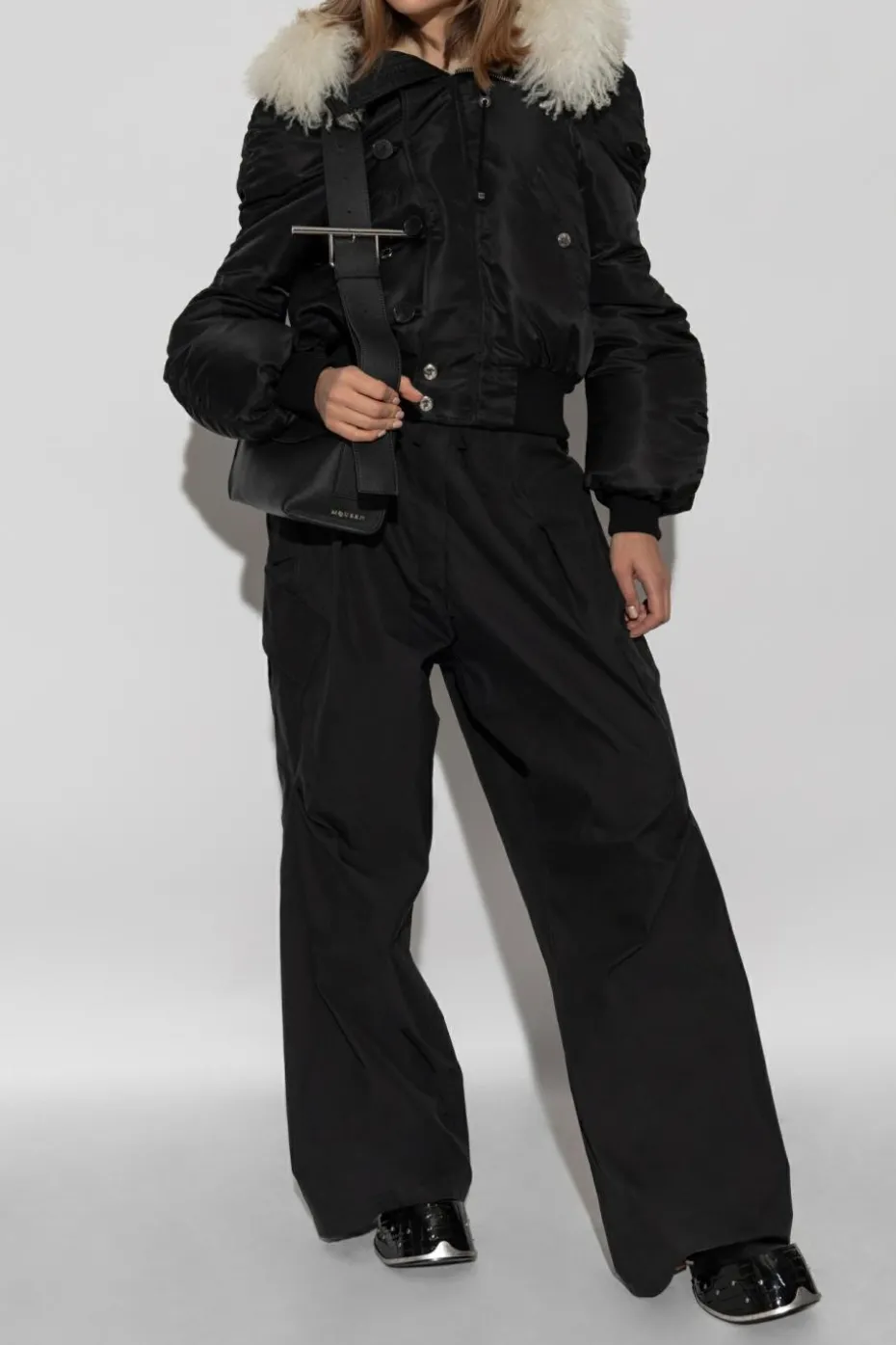 Alexander McQueen CZARNY Spodnie typu `cargo`