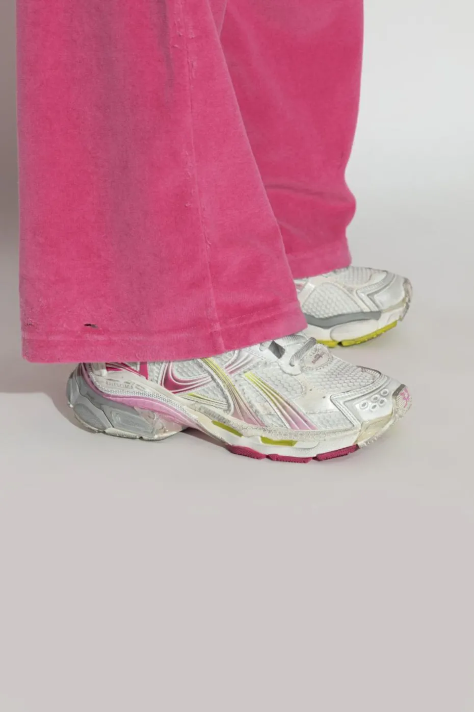 Balenciaga BIAŁY Buty sportowe `Runner`