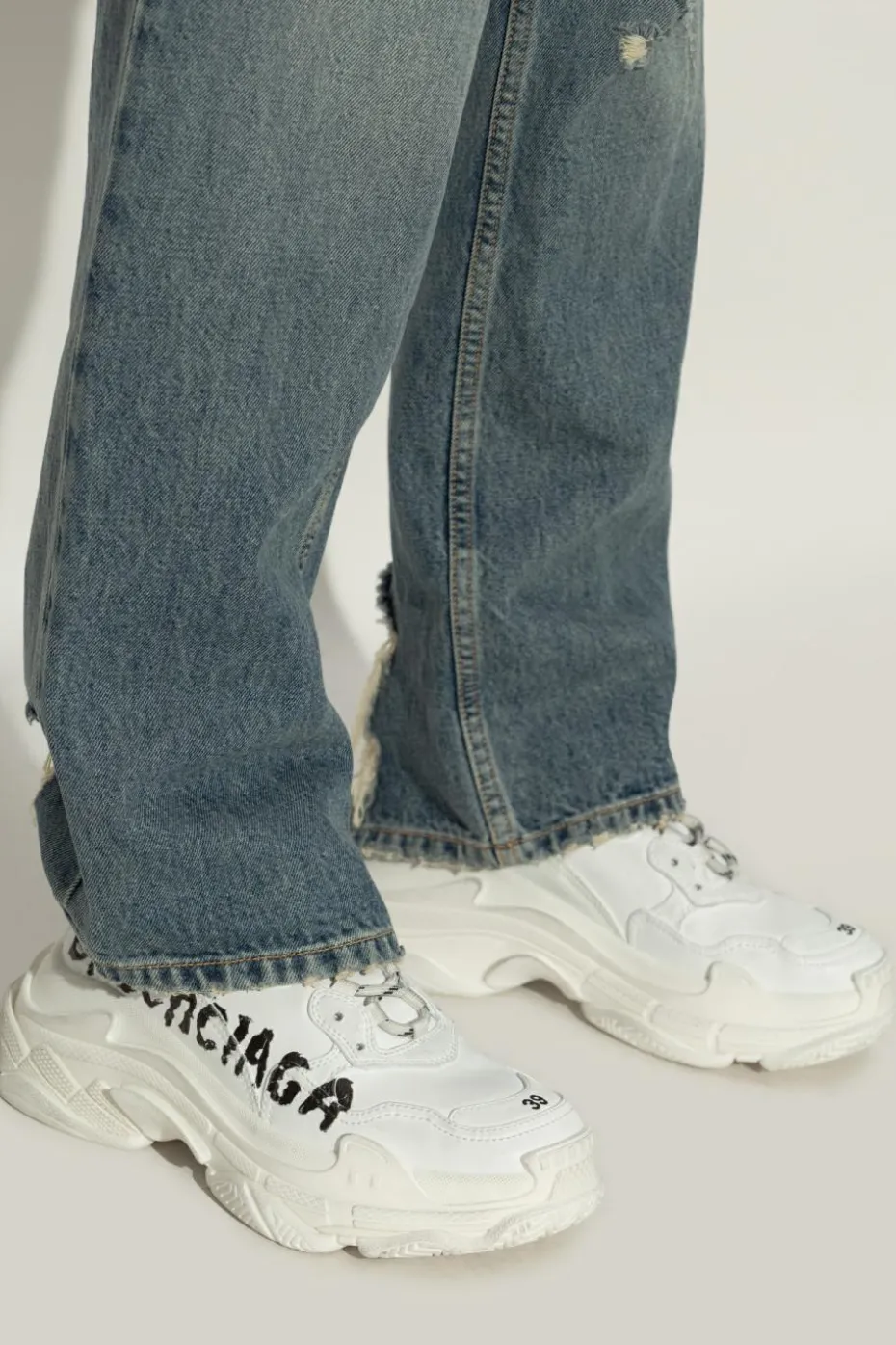 Balenciaga BIAŁY Buty sportowe `TRIPLES S`