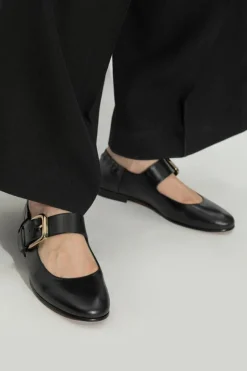 Bottega Veneta CZARNY Skórzane buty `Astaire`