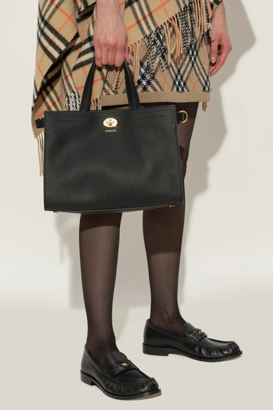 Burberry CZARNY Torba do ręki `Cotswolds`