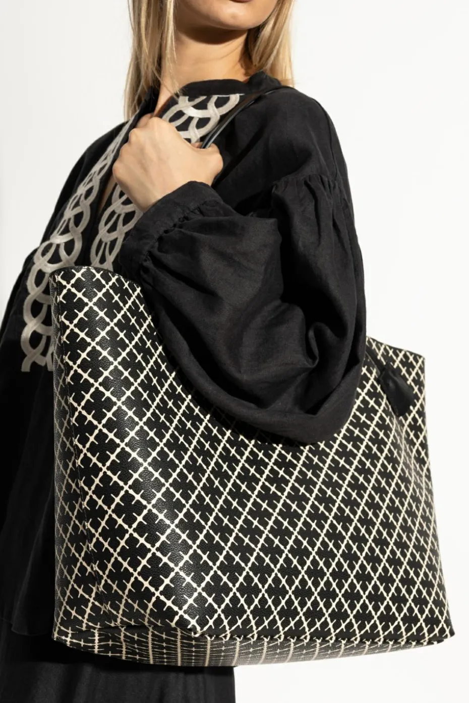 By Malene Birger CZARNY Torba `Abi` typu `shopper`