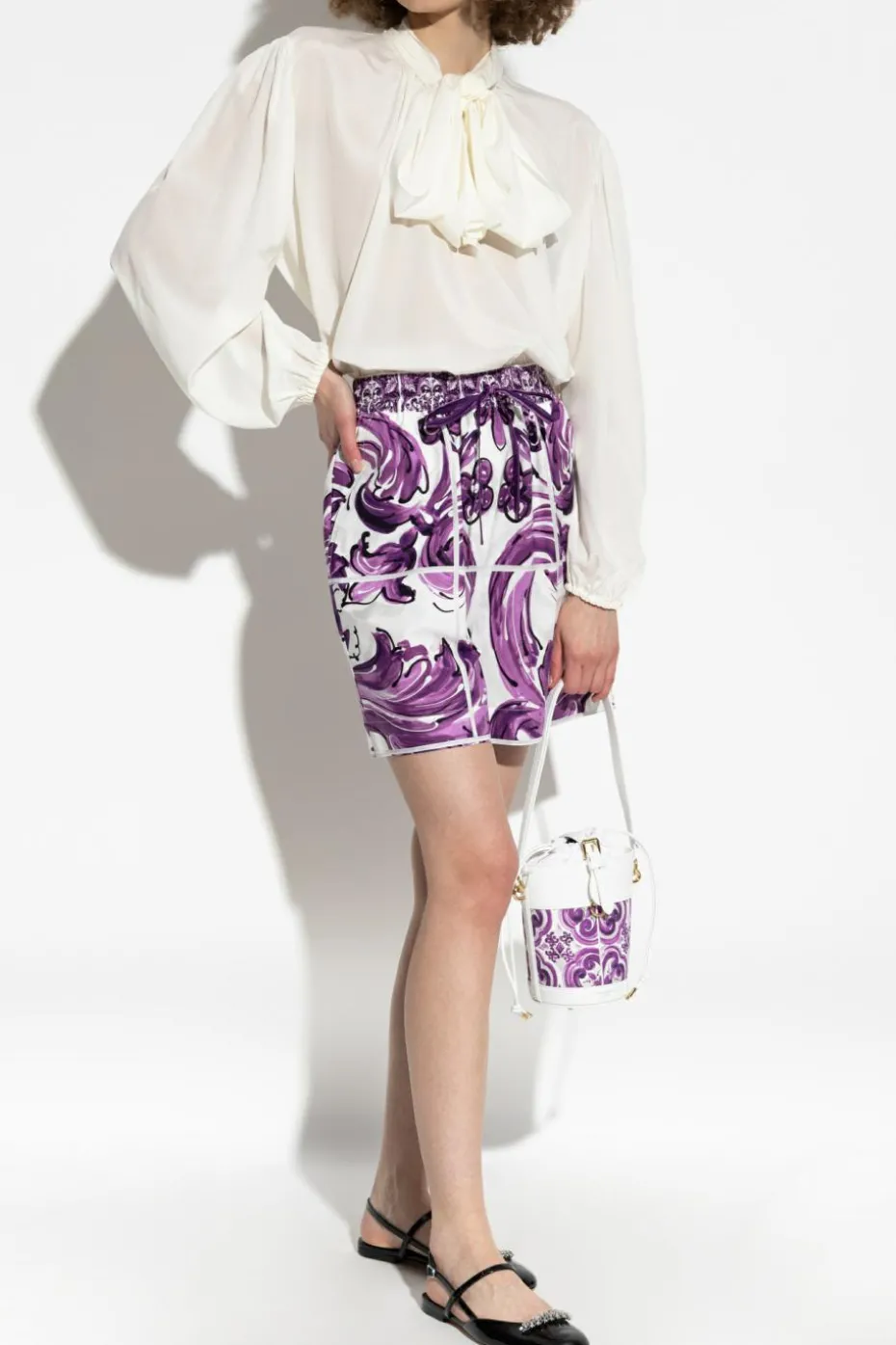 Dolce & Gabbana FIOLETOWY Szorty ze wzorem