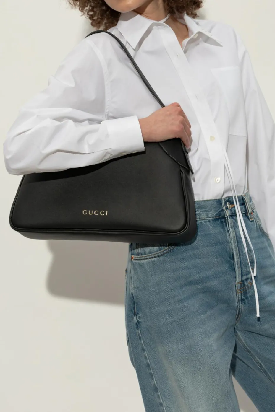 Gucci CZARNY Torba na ramię `GG Emblem Large`