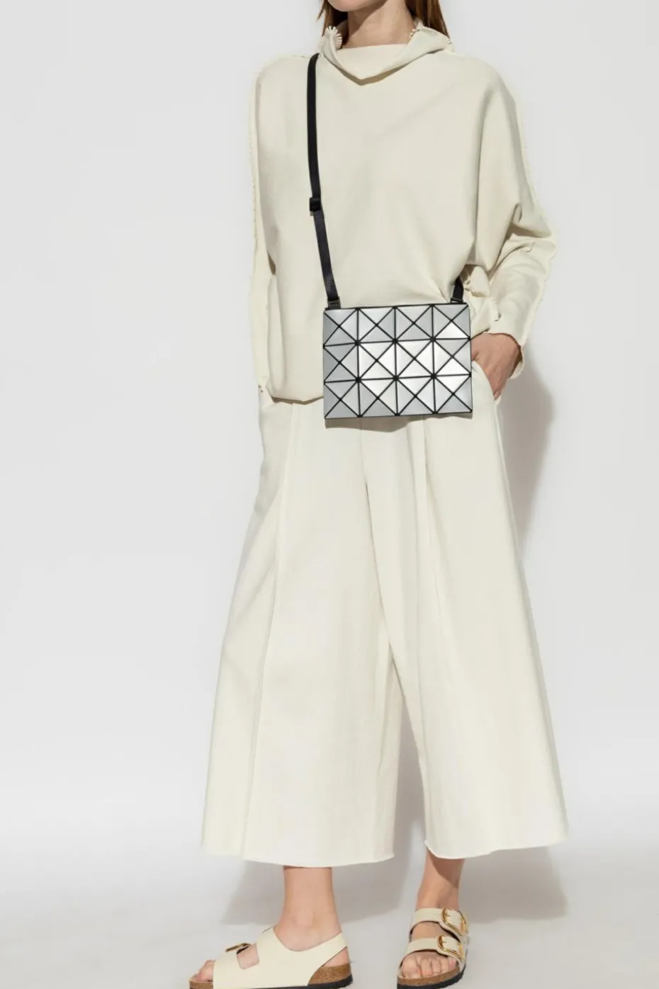 Issey Miyake kremowy Spodnie z zaszewkami