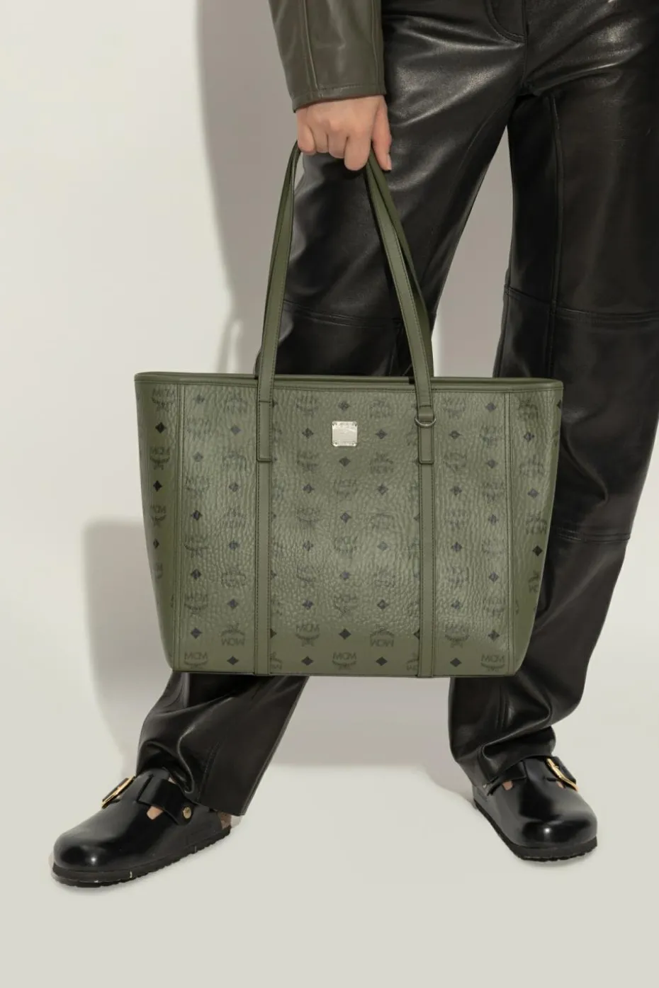 MCM ZIELONY Torba `Toni` typu `shopper`