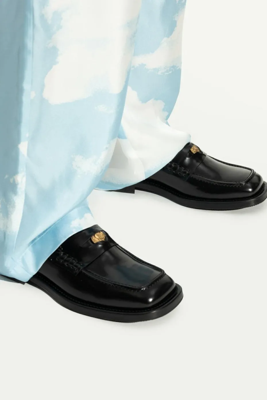 Moschino CZARNY Buty typu `loafers`