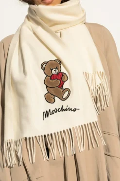 Moschino kremowy Wełniany szal z charakterystycznym motywem misia