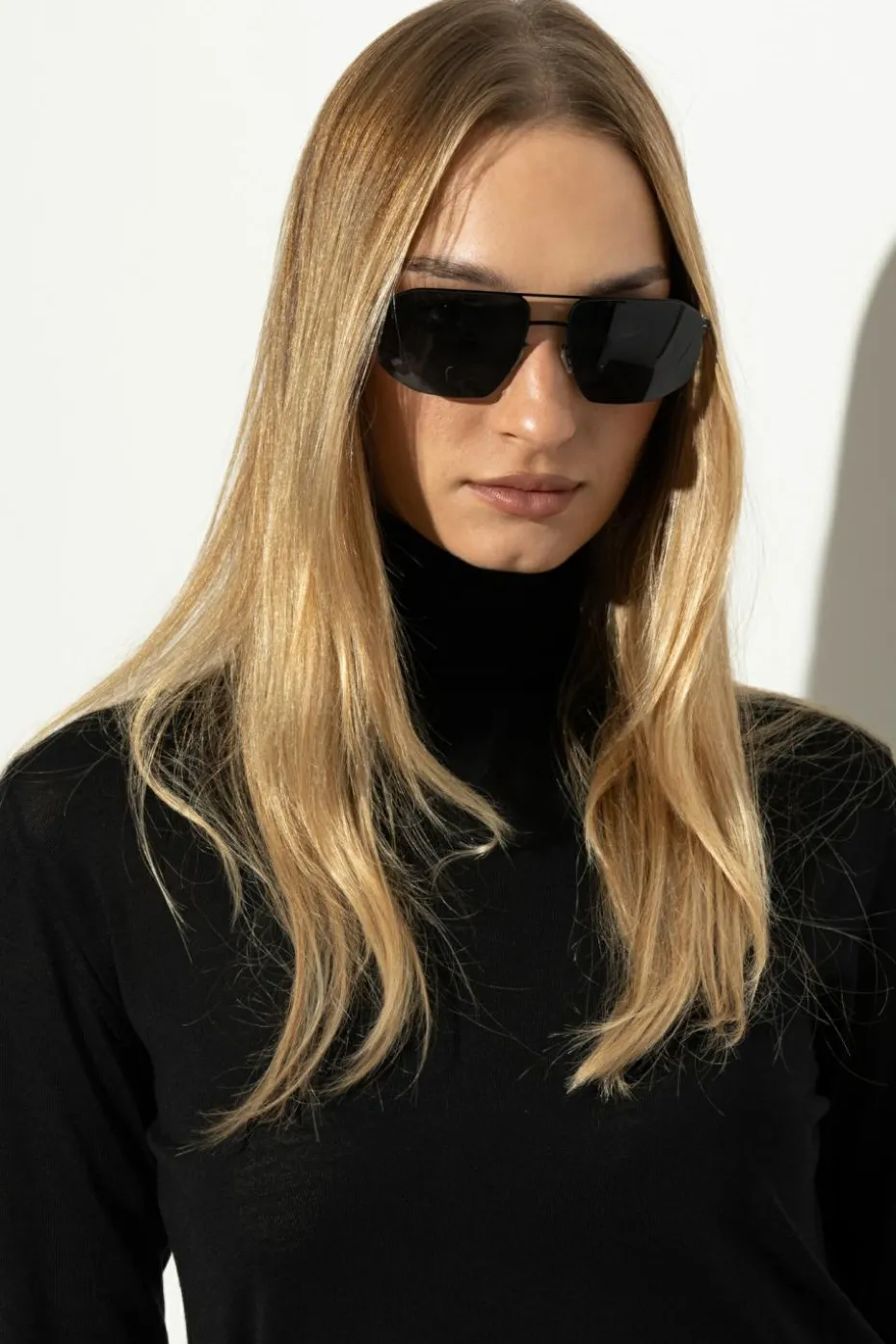 Mykita CZARNY Okulary przeciwsłoneczne `Santeri`