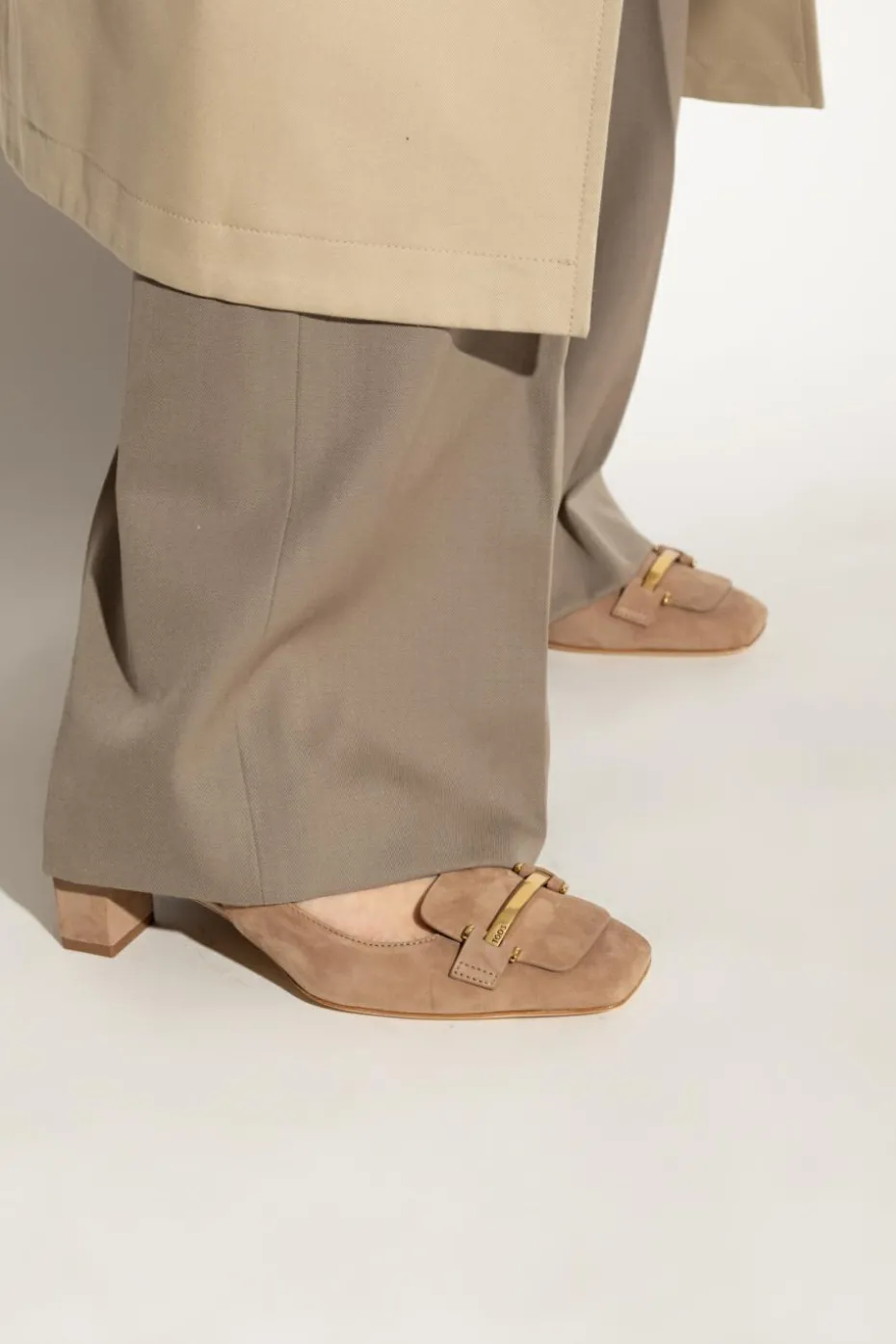 Tod’s beżowy Zamszowe buty na obcasie