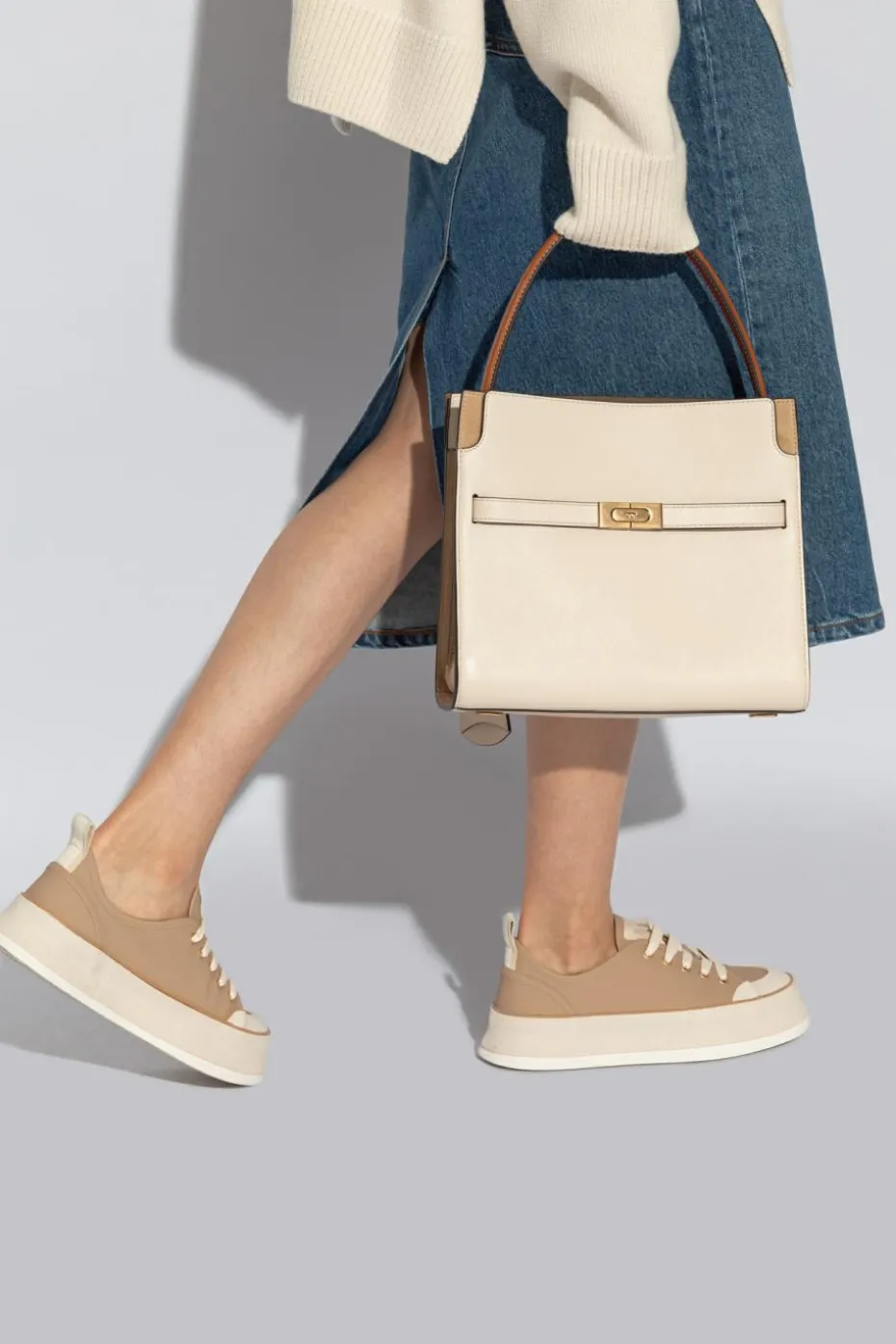 Tory Burch kremowy Torba na ramię `Lee Radziwill Small`