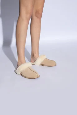 UGG beżowy Klapki ‘Scuffette’