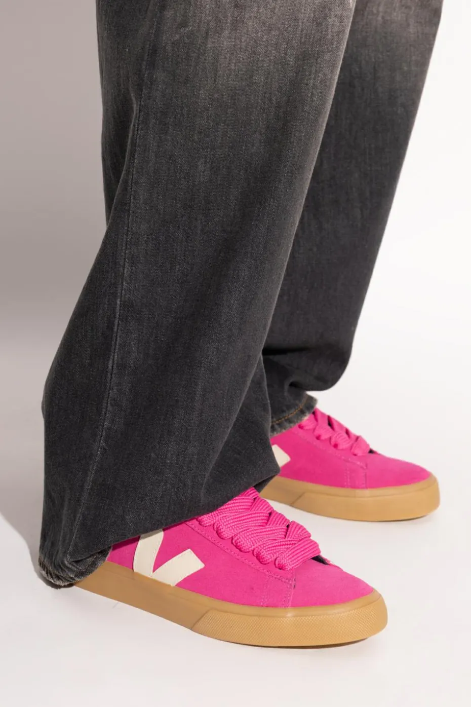 Veja RÓŻOWY Buty sportowe `Campo Bold Suede`